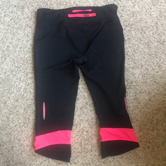 Under Armour Capri leggings - Picture 2 of 4